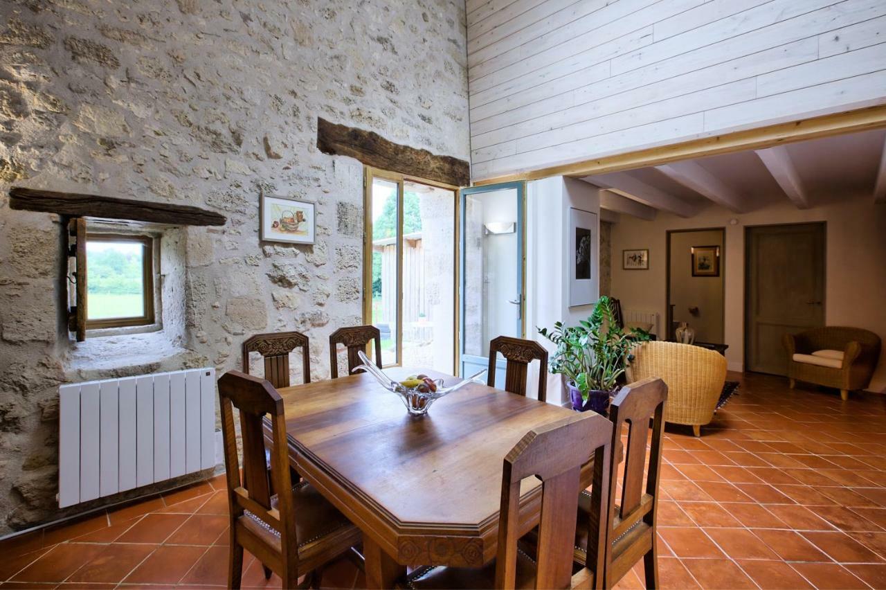 La Grange D'Oustaud Acomodação com café da manhã Vérac Exterior foto